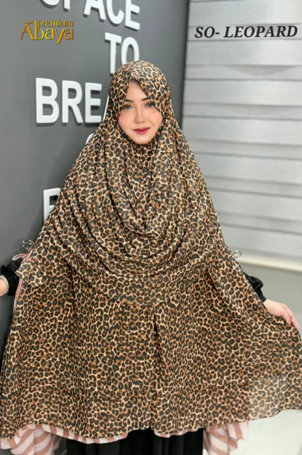 Side Open Hijab Ready to Wear Imported Georgette